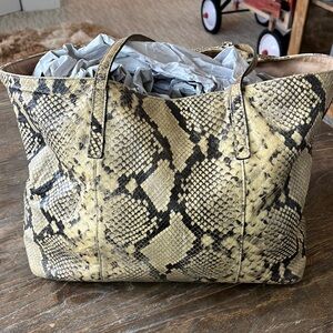 Hobbs - leather slouchy bag. Python print